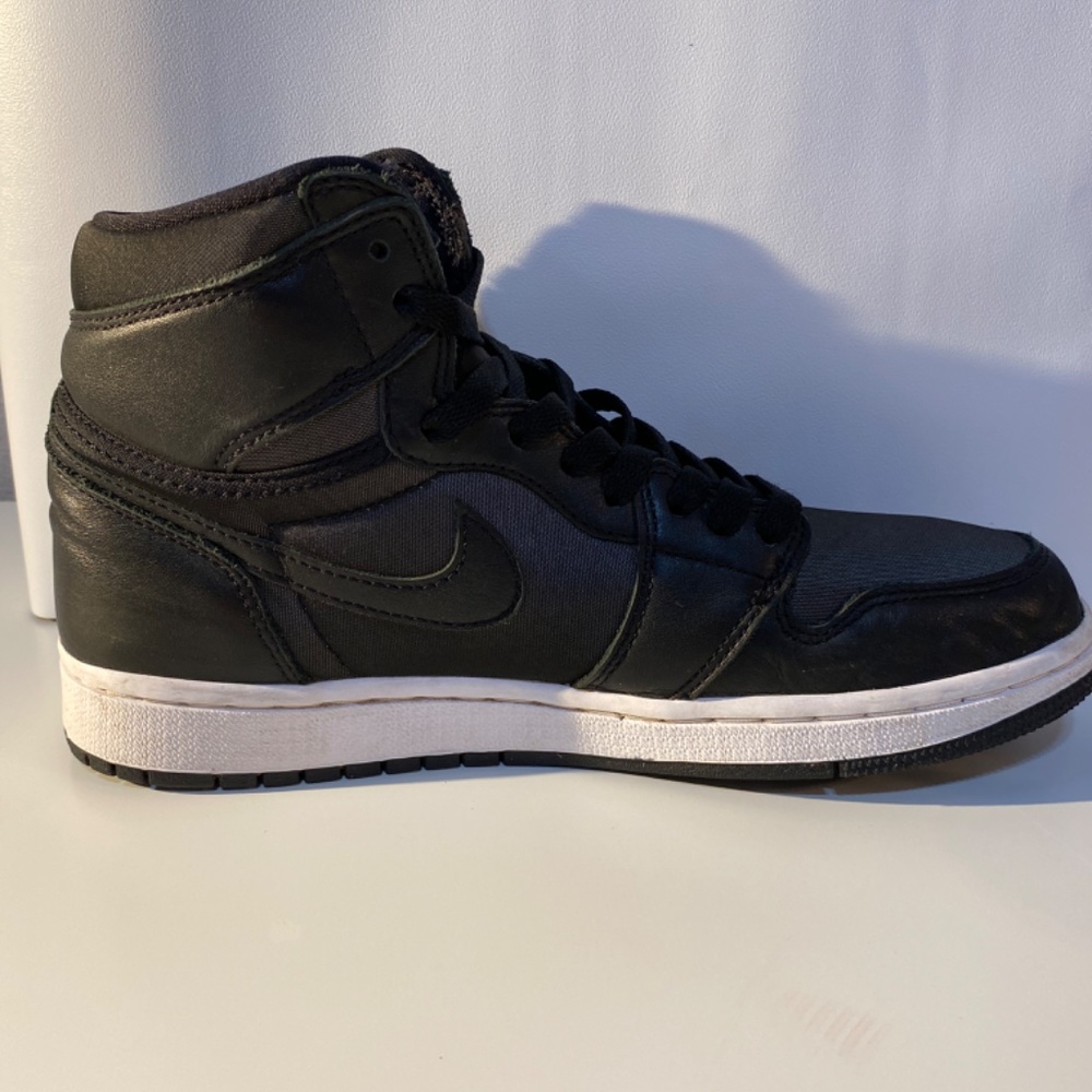 Air Jordan 1 Retro High OG 'Black Gym Red' - Picture 6 of 6
